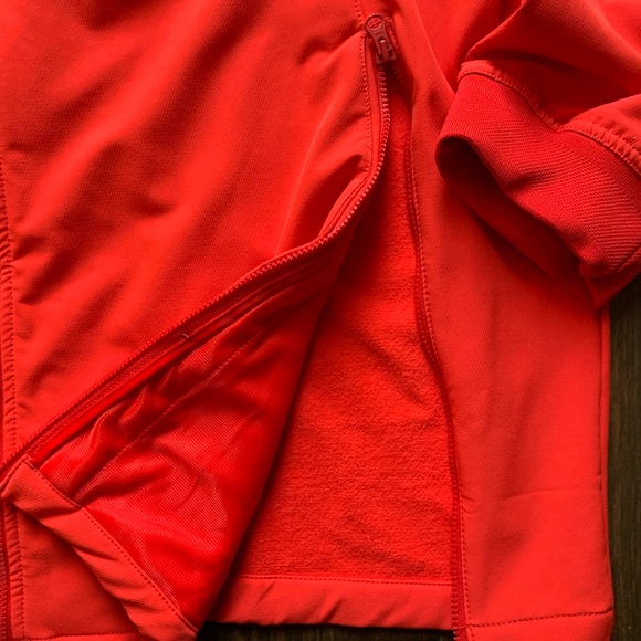 Nike Red Performance Jacket - Picture 3 of 5